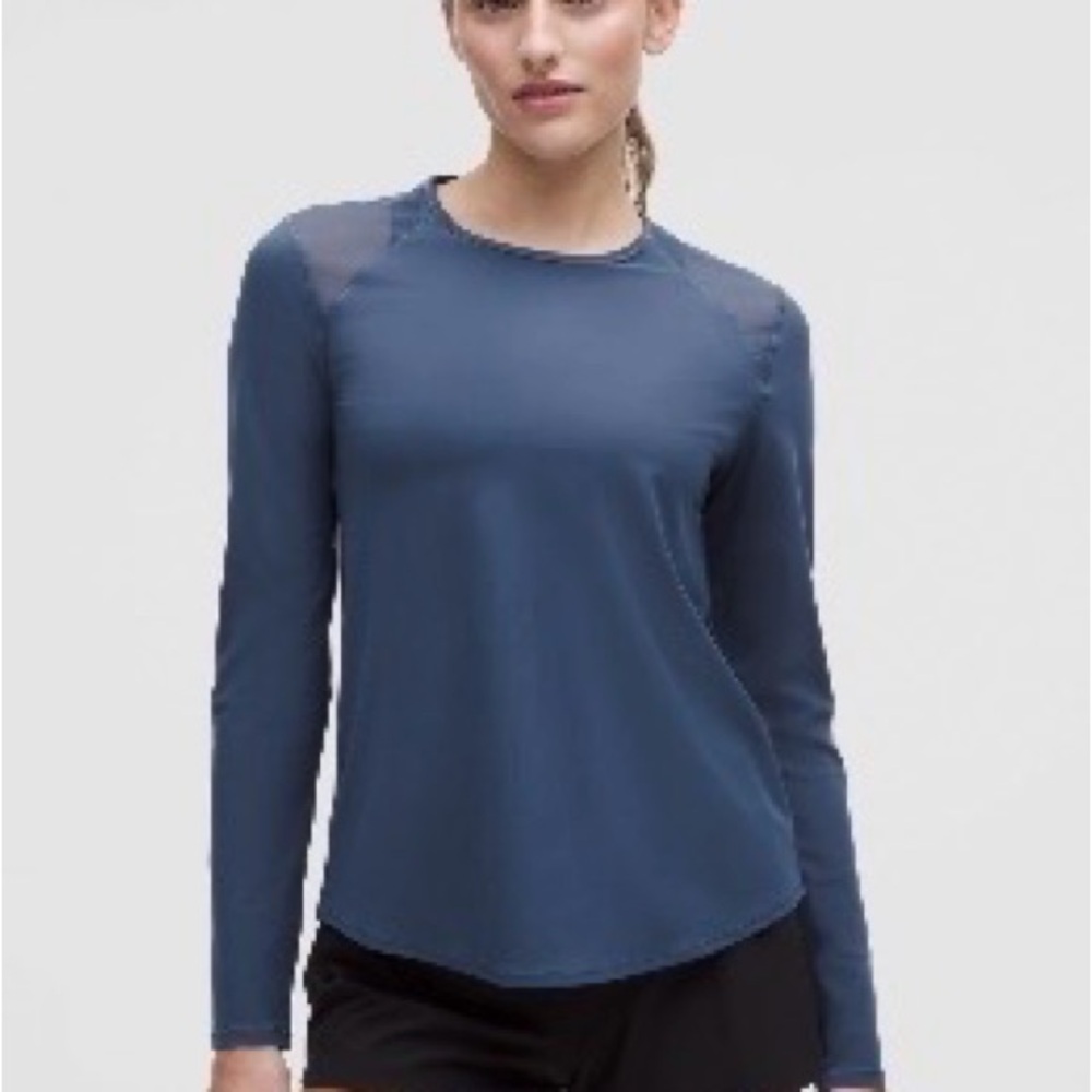 lululemon athletica Sculpt Long-Sleeve, blue twill size 8 like new